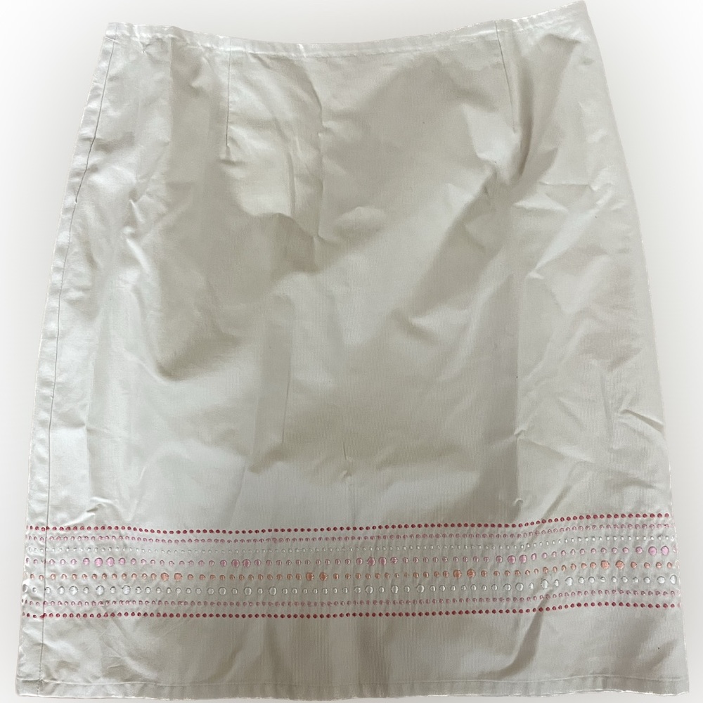 Liz Claiborne cream skirt with embroidered pastel polkadots on trim lined skirt